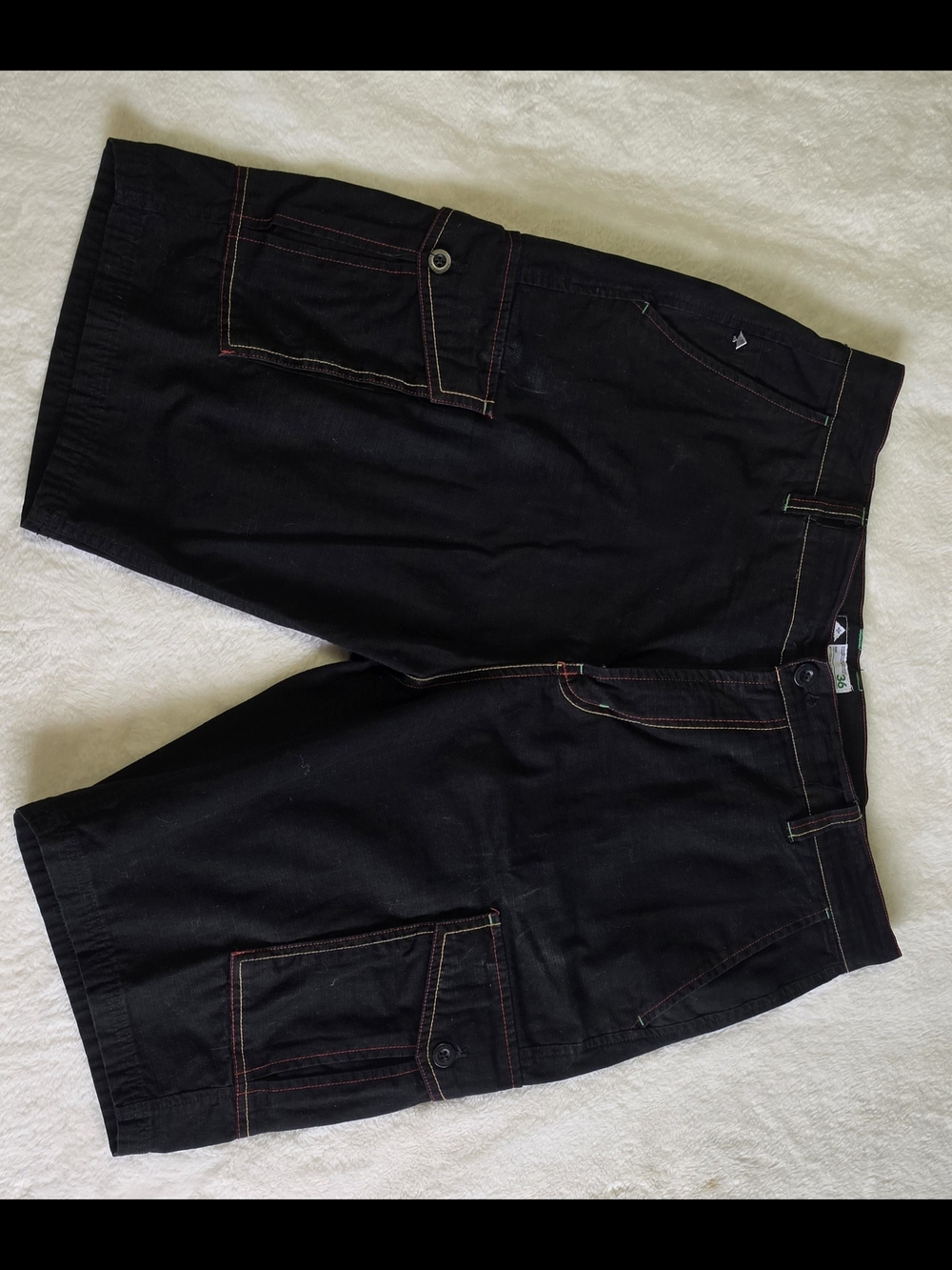 Men's Black Cargo Shorts with Contrast Stitching Size 36